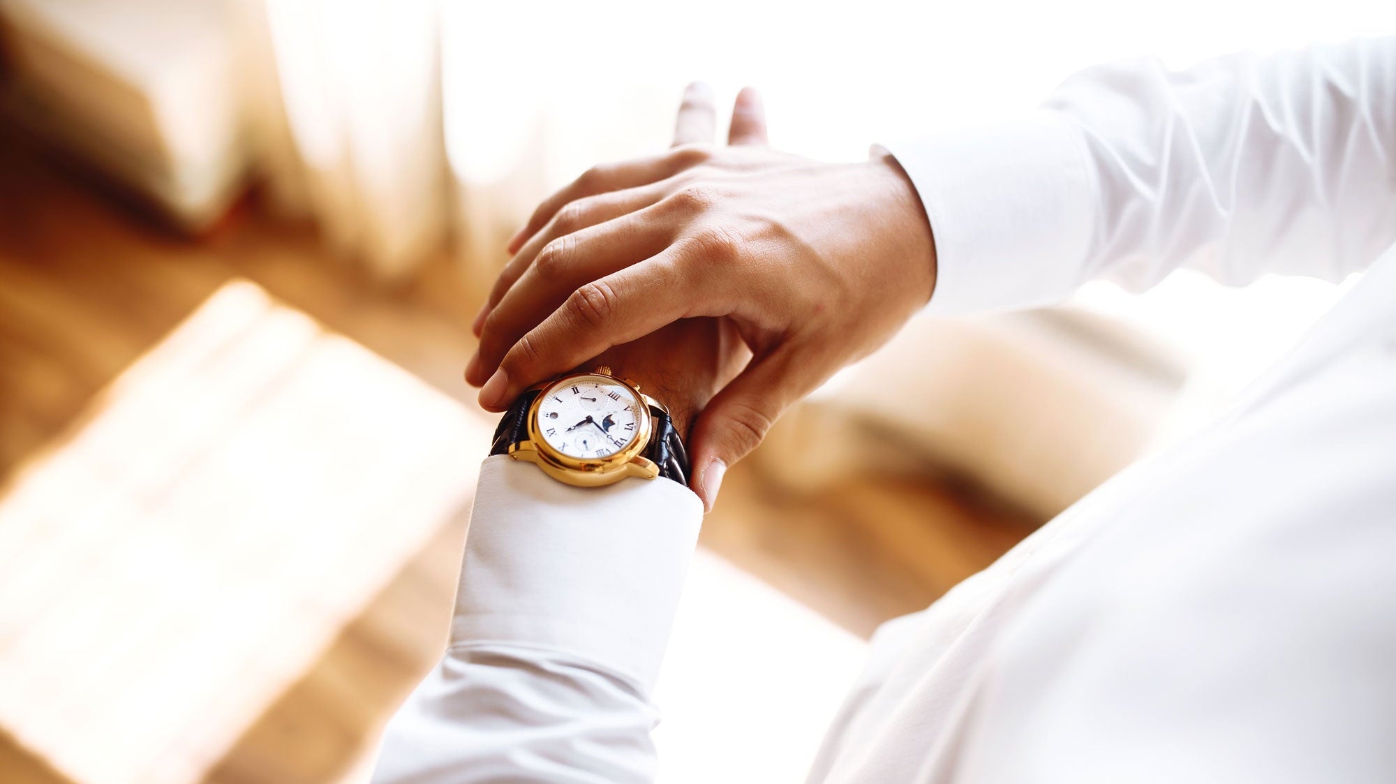 Elegant and Timeless Women’s Watches for Every Style